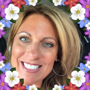 Meet your Posher, Cynthia